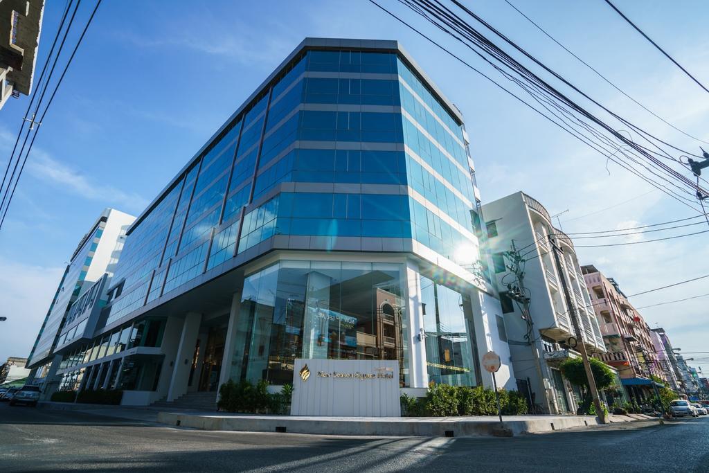 New Season Square Hotel Hatjaj Kültér fotó
